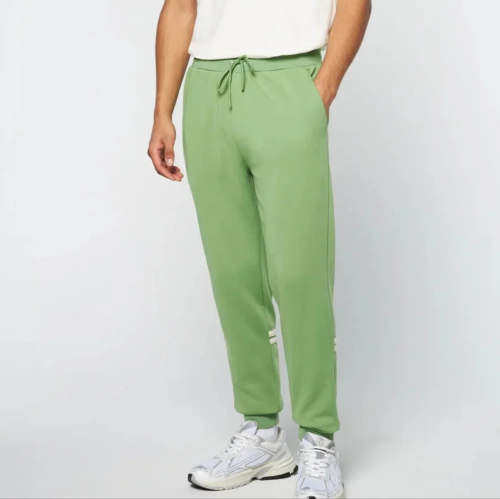 Sergio Tacchini Dallas Track Pant, Size M.